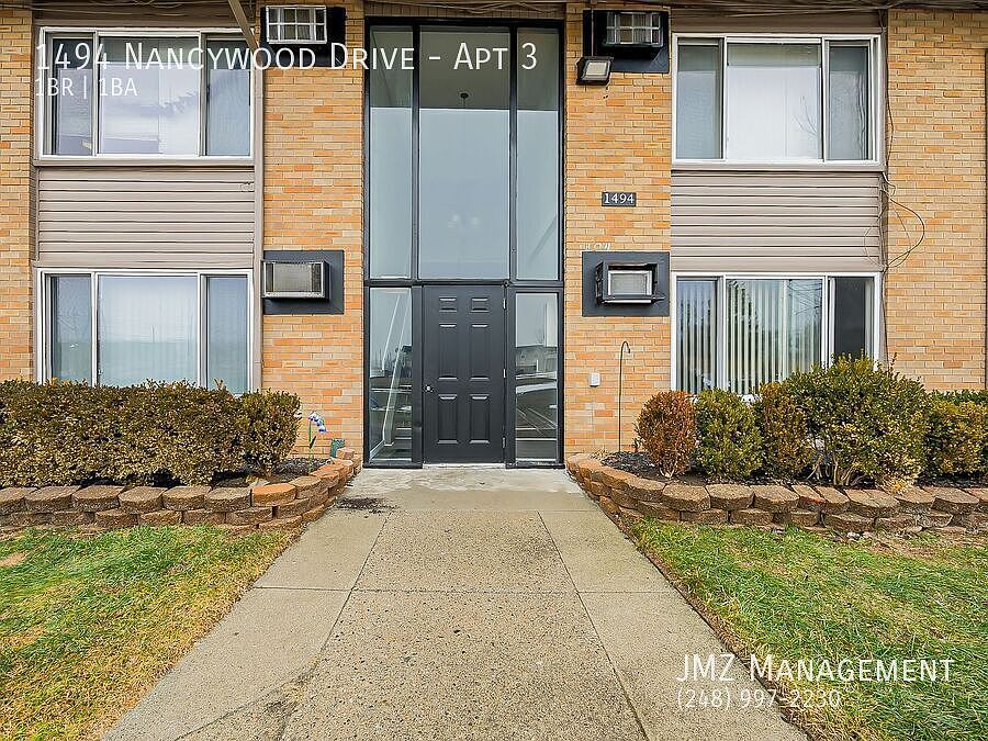 1st image of 1494 Nancywood Dr APT 3