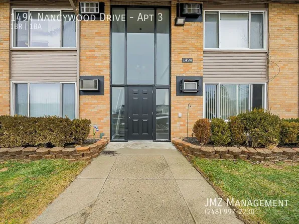1494 Nancywood Dr APT 3, Waterford, MI 48327