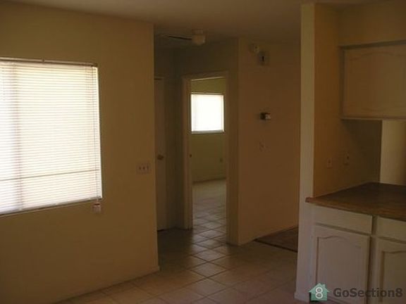 4th image of 5225 Golden Ln APT B