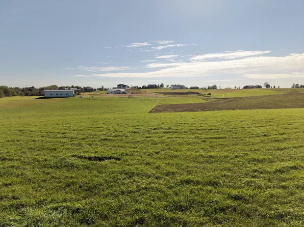 18 Lakeview Dr #Iii-phase 2, Plattsmouth, NE 68048