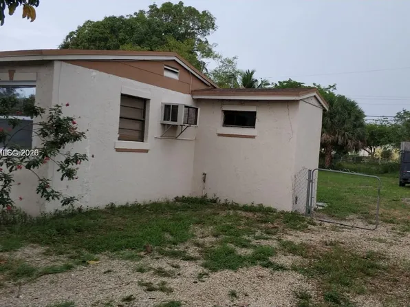 2400 NW 13th Ct, Fort Lauderdale, FL 33311