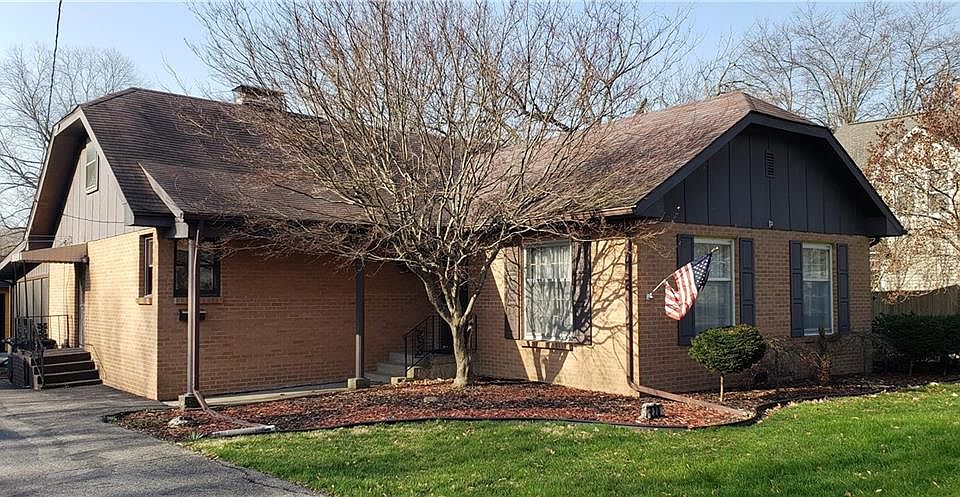 1st image of 220 Cedar Ave