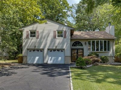 16 Windsor Way, Berkeley Heights, NJ, 07922