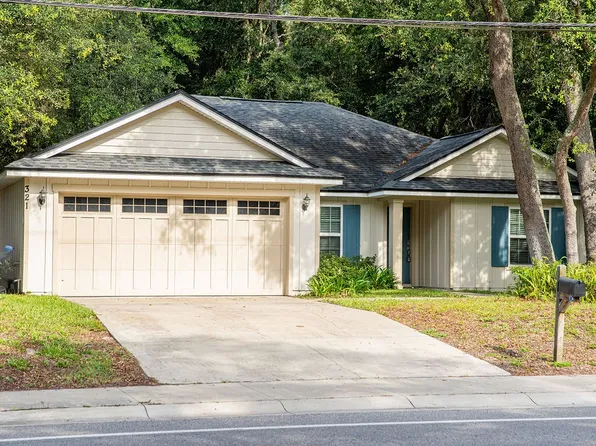 321 S 14th St, Fernandina Beach, FL 32034