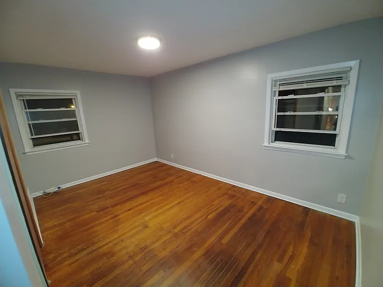 500 1/2 E 1st Ave #4 — Photo 8