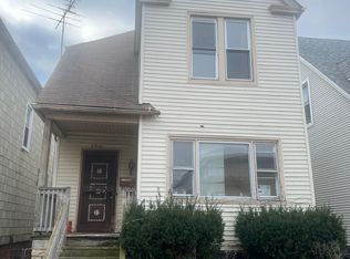 2831 E 76th Pl, Chicago, IL 60649