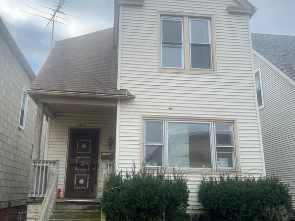 2831 E 76th Pl, Chicago, IL 60649