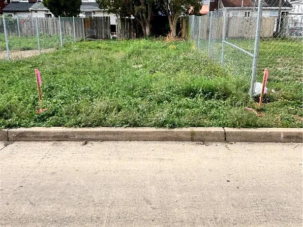 726 N Fountain St, Allentown, PA 18102