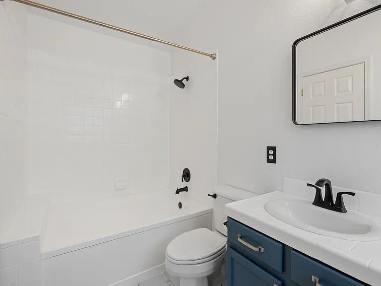 466 Len Cir — Photo 23