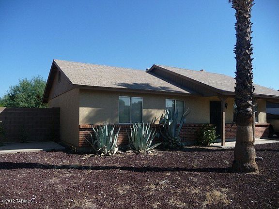 2nd image of 3300 W Wildwood Dr
