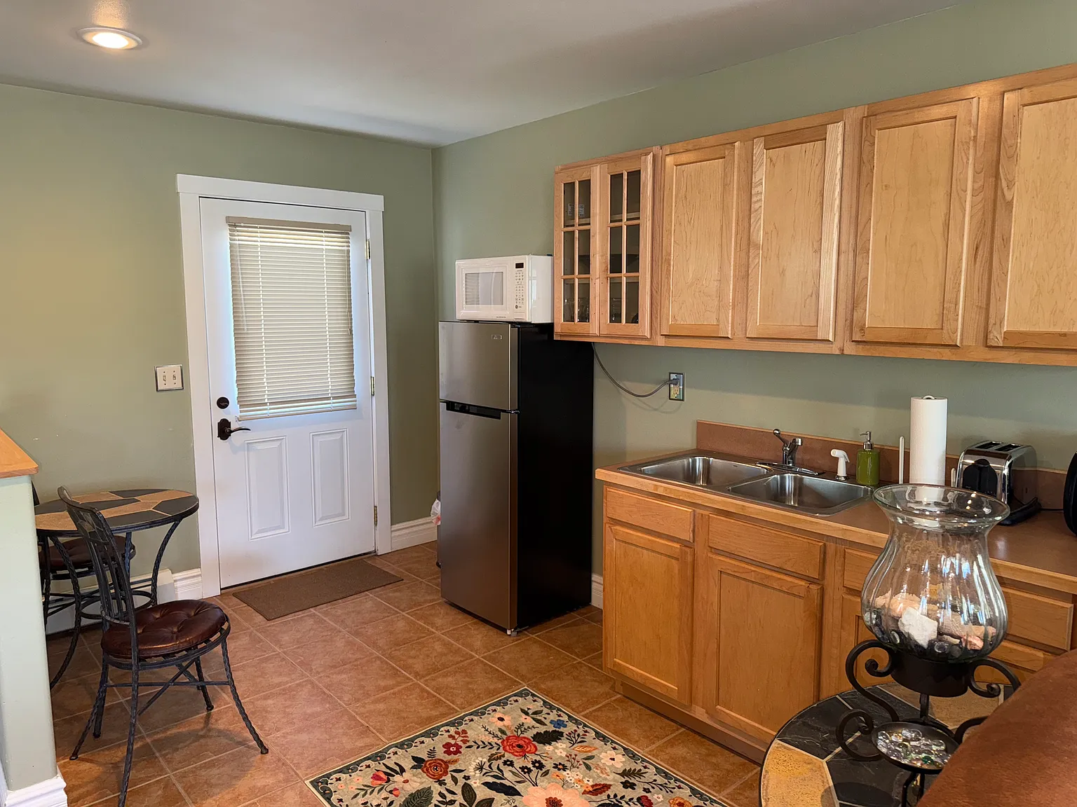 Studio, 576 sqft, $1,500 — Photo 4