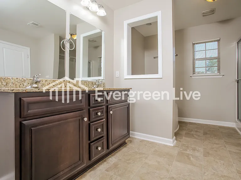 417 Riglaw Cir — Photo 13