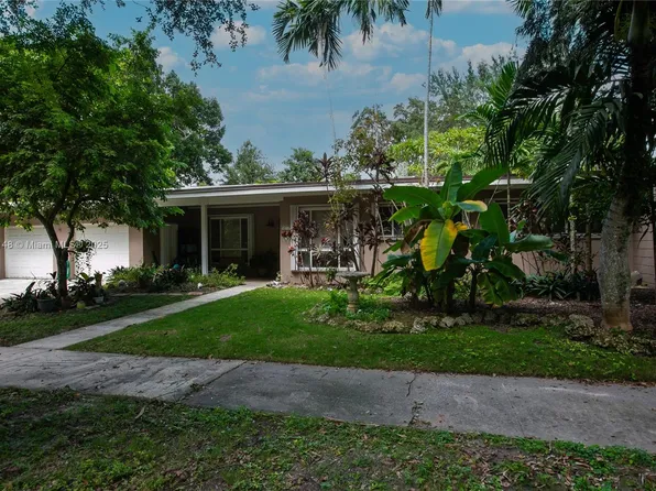 8031 SW 98th Ter, Miami, FL 33156