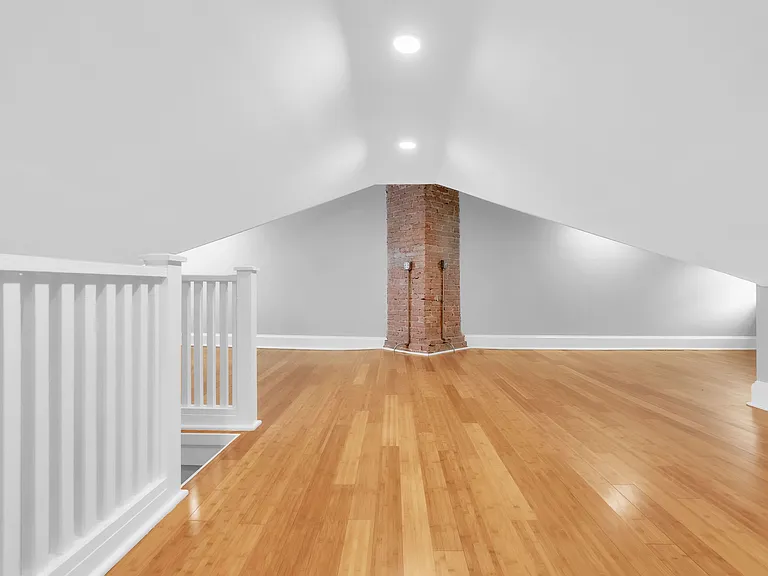 4109 Crittenden St #MAIN — Photo 14
