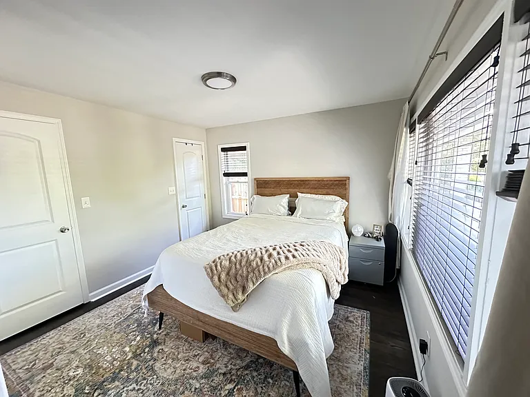 1865 Winthrop Dr SE — Photo 10