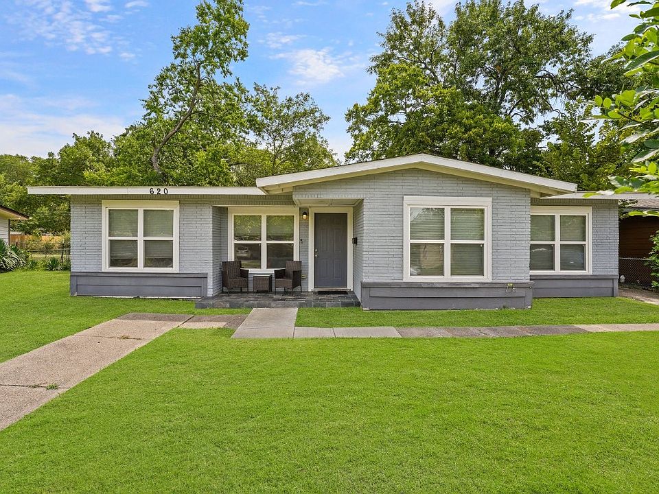 1st image of 620 Grande Dr