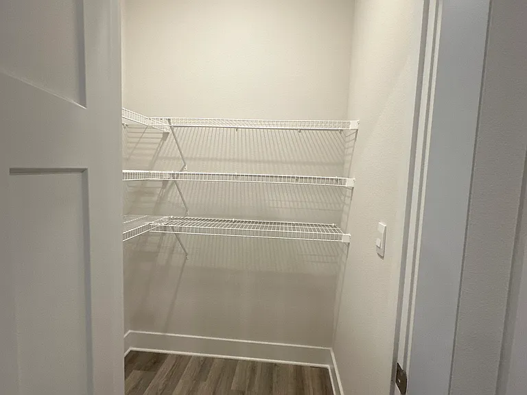 736 Quintana St — Photo 14