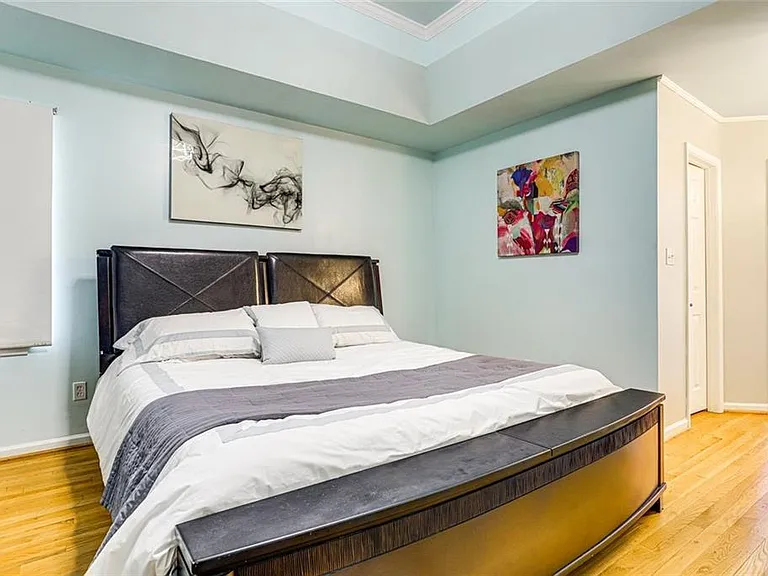 3595 Chastain Ct — Photo 12