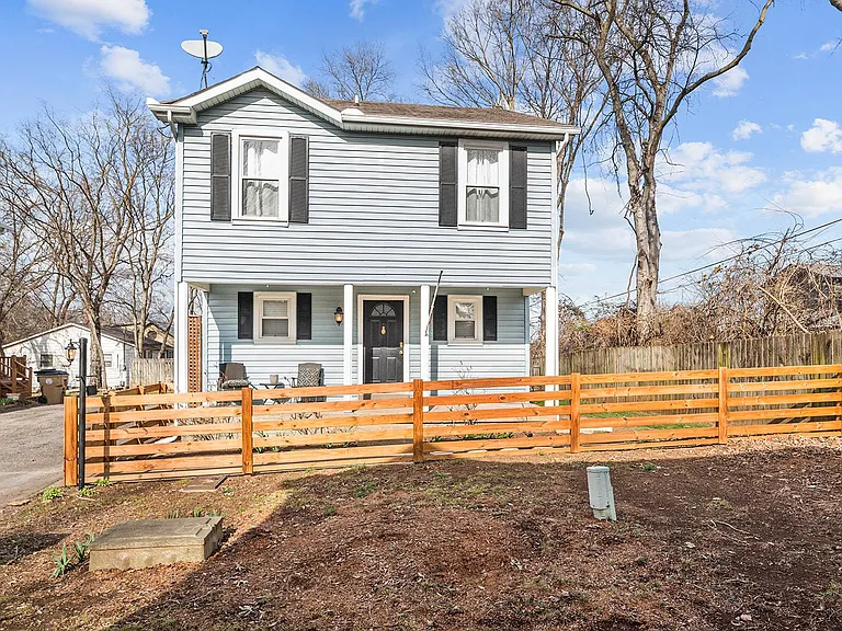 209 Errol Ln — Photo 1