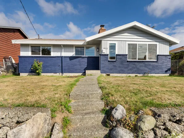 3912 S Warsaw St, Seattle, WA 98118