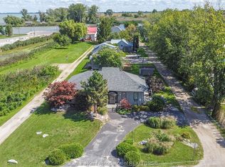 19255 Lower Thames Ln, Lakeshore, ON