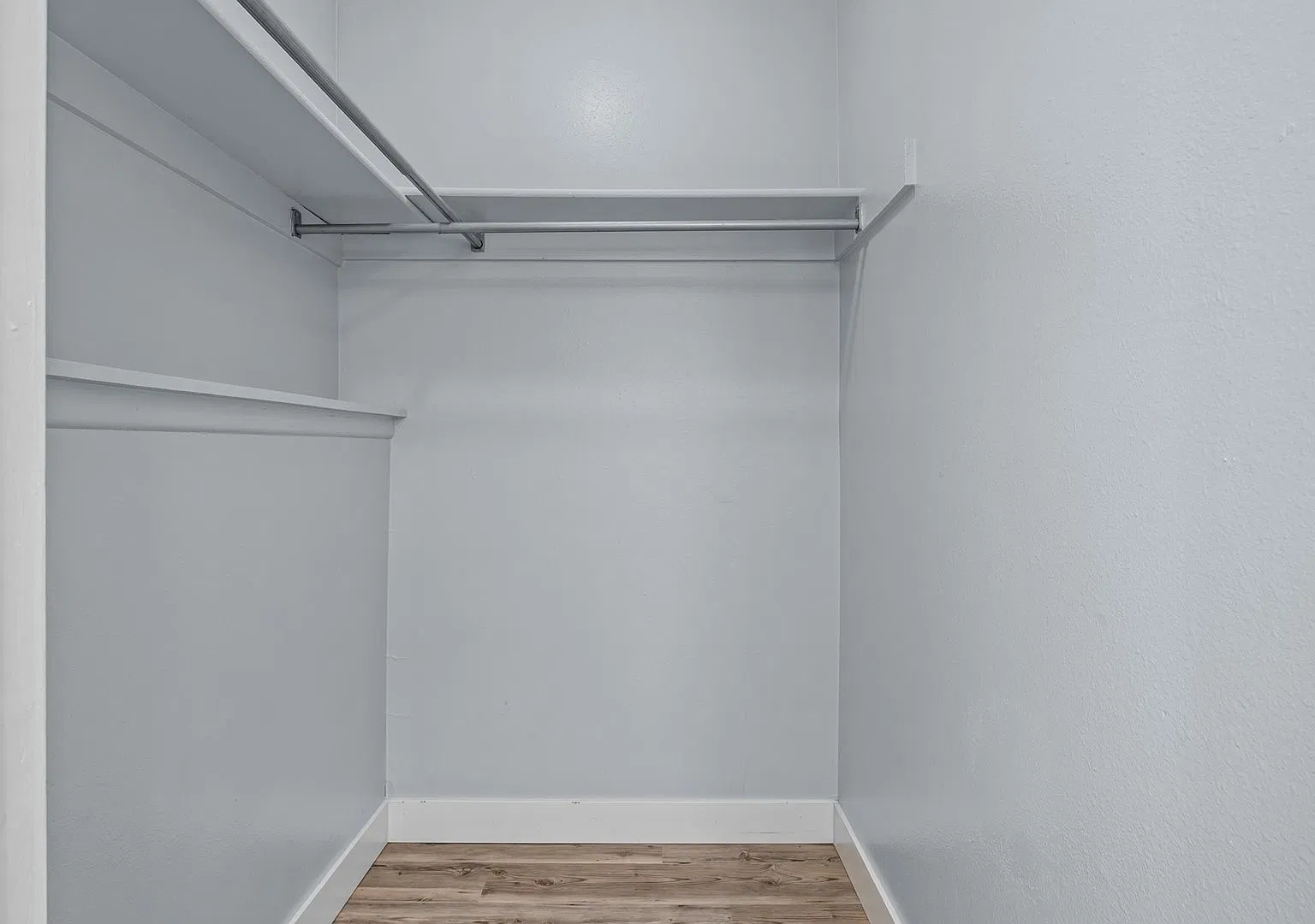 2 bed, 850 sqft, $1,400 — Photo 1