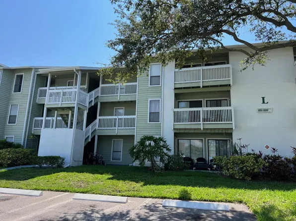 455 Alt 19 S APT 202, Palm Harbor, FL 34683
