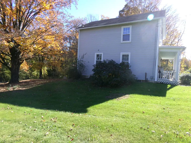 128 East St — Photo 30