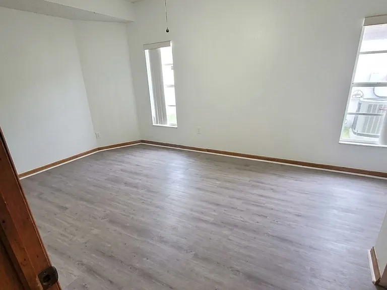4434 Foxboro Dr — Photo 8