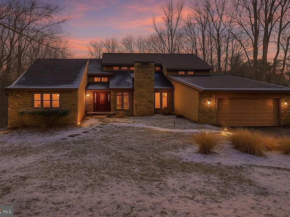 1st image of 11095 Hidden Trail Dr