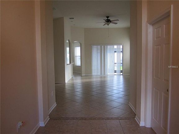 3rd image of 12813 Hampton Hill Dr
