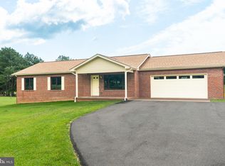 75 Hillcrest Rd, Edinburg, VA 22824