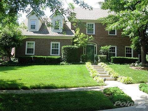 1st image of 700 Fernwood Ct