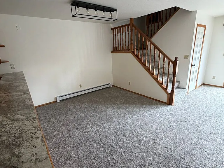 204 S Yellowstone Ave #4 — Photo 2