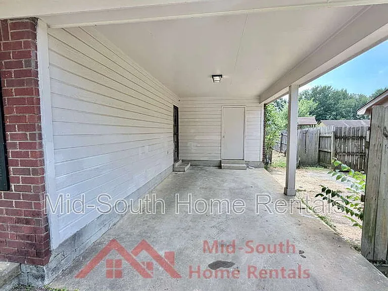 2587 Wellons Ave — Photo 4