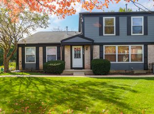 1428 Inverrary Ln, Deerfield, IL 60015
