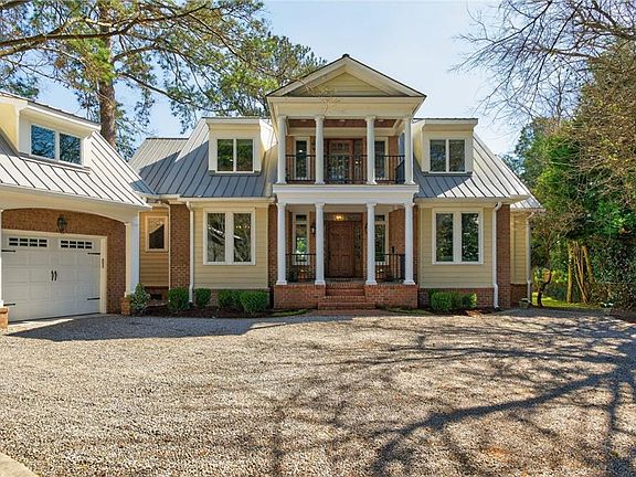 2nd image of 1125 N Shore Rd