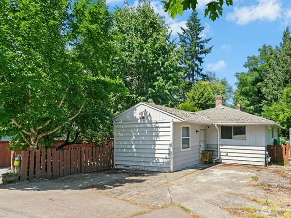 7218 NE 155th Street, Kenmore, WA 98028