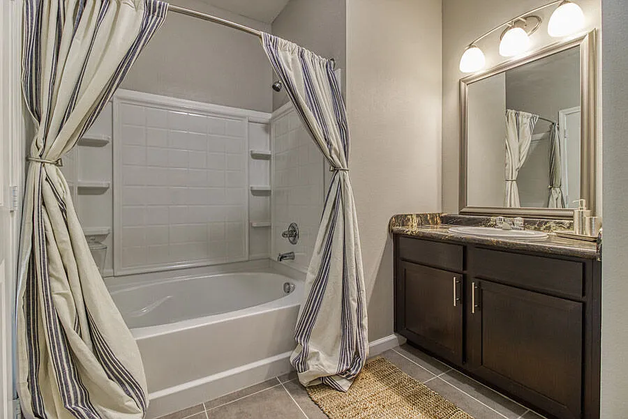 Heron Pointe — Photo 2
