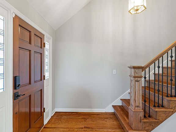 5th image of 808 Plantation Point Dr
