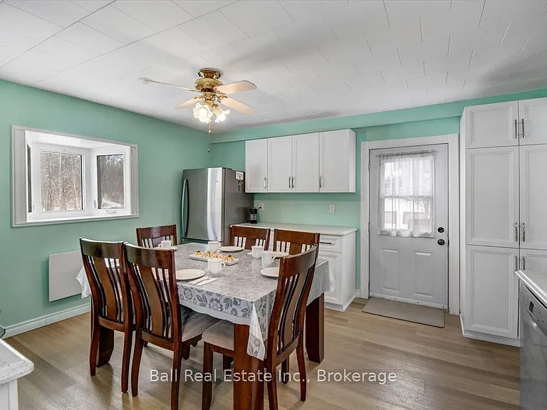 1129 McCarthys Point Rd — Photo 9