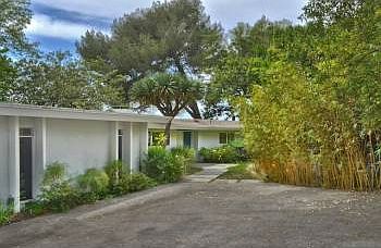 3rd image of 2979 Briar Knoll Dr