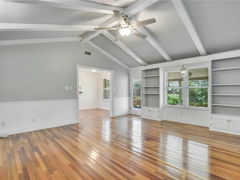 2501 Hancock Dr — Photo 9