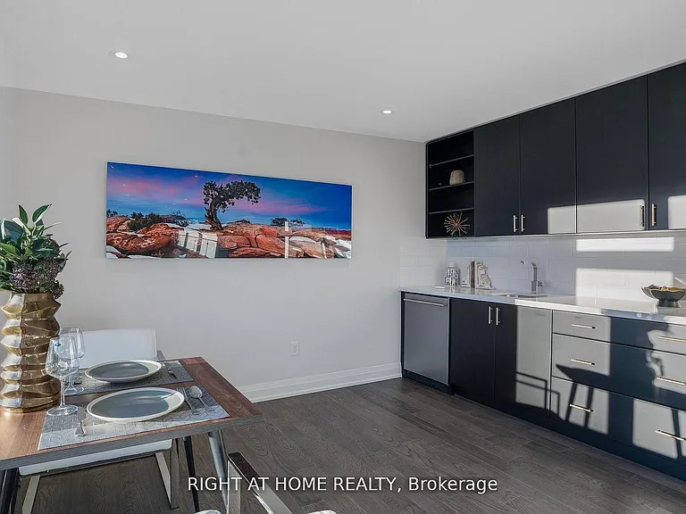 101 Sladden Ct — Photo 27