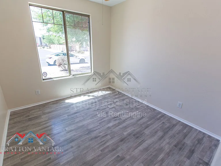 15272 W Jackson St — Photo 28