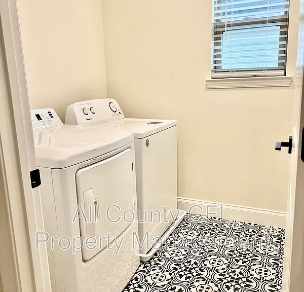 9359 Juniper Moss Cir — Photo 31