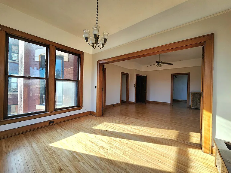814 Center Ave #C — Photo 5