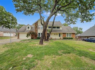 521 Pioneer Rd, Sapulpa, OK 74066