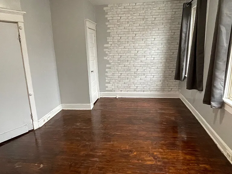 2622 Garrett Ave — Photo 3