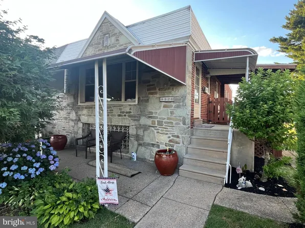 8926 Revere St, Philadelphia, PA 19152